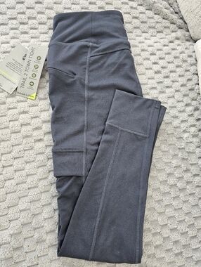 Trail 2 Town Tight High-Waist Leggings in Charcoal